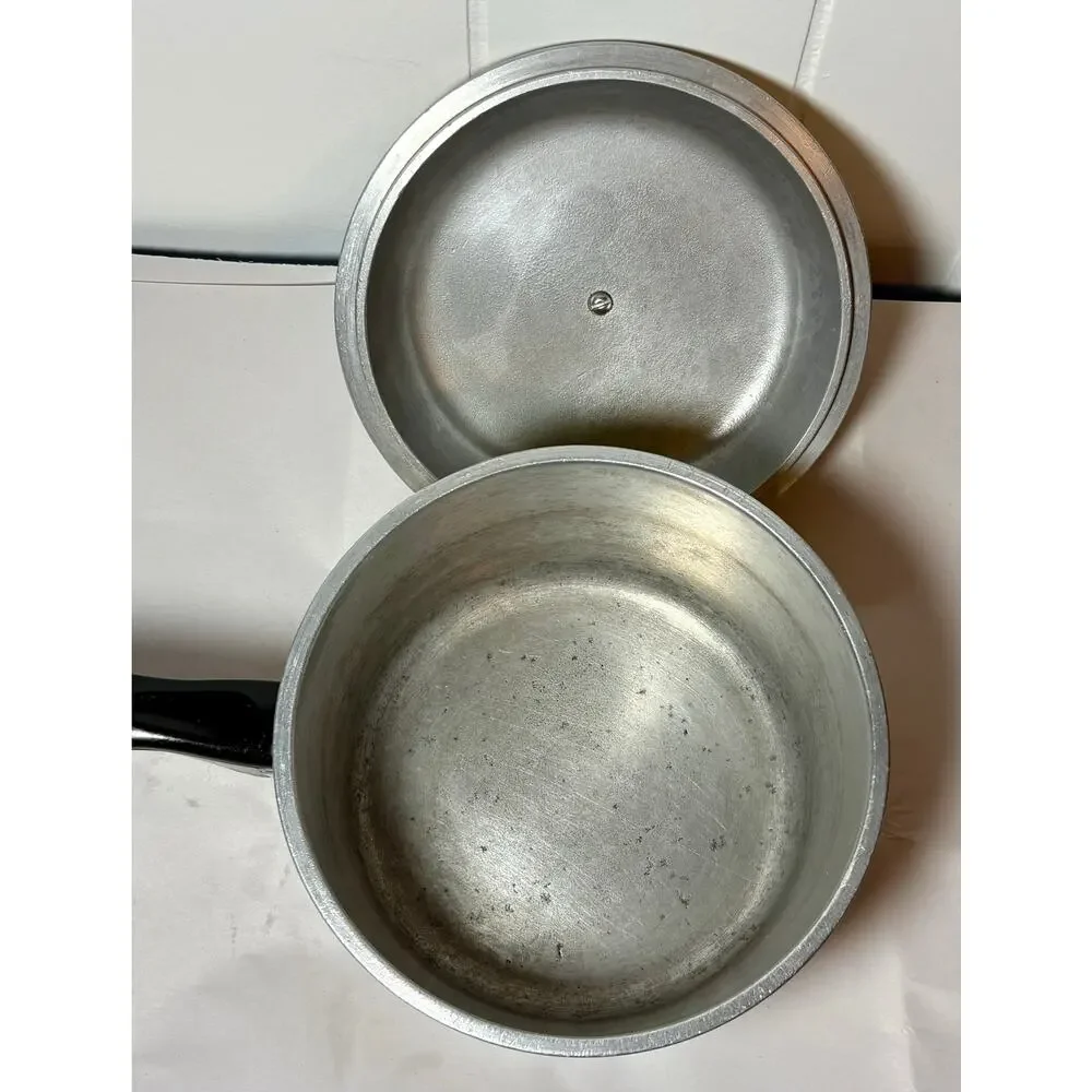 Vintage Aluminum Sears “Club” Harvest Gold 1.5 QT Sauce Pot w/ Lid USA